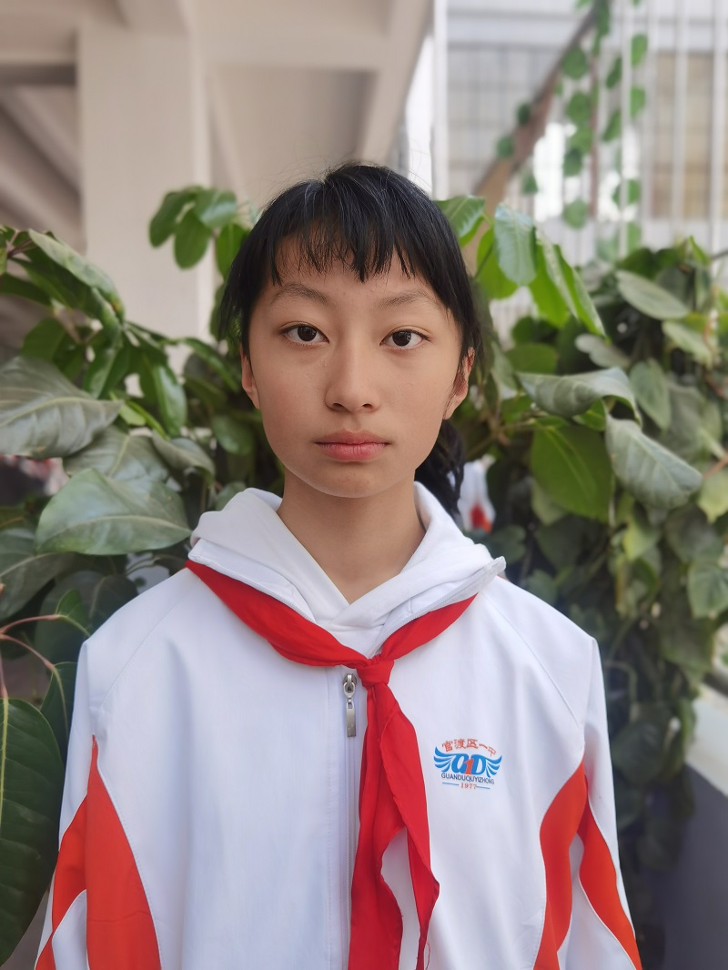 杨婧蕙  优秀班干部.jpg