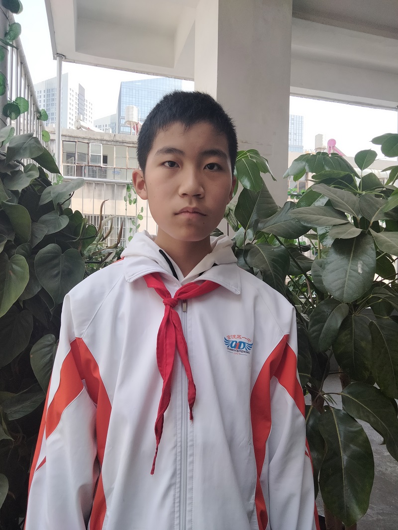 杨旺锦  数学单科状元.jpg