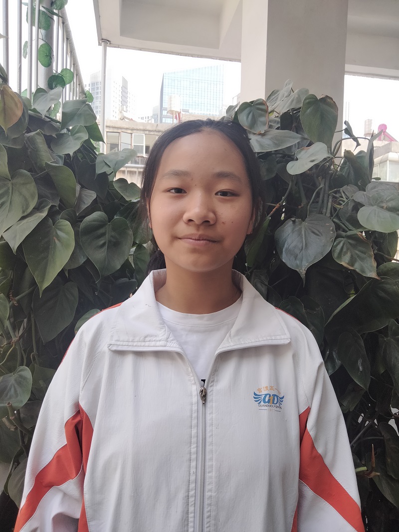 李姝函  数学单科状元.jpg