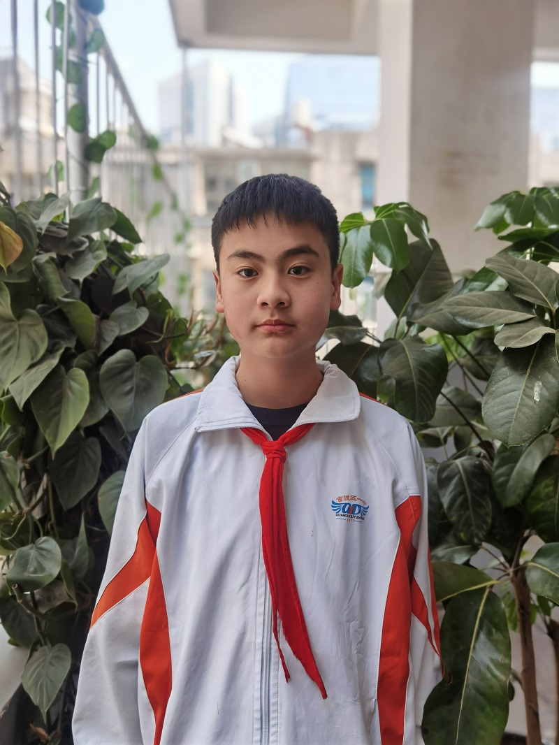 黄亚龙  数学单科状元.jpg