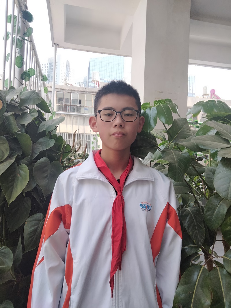 郭俊宇  数学单科状元.jpg